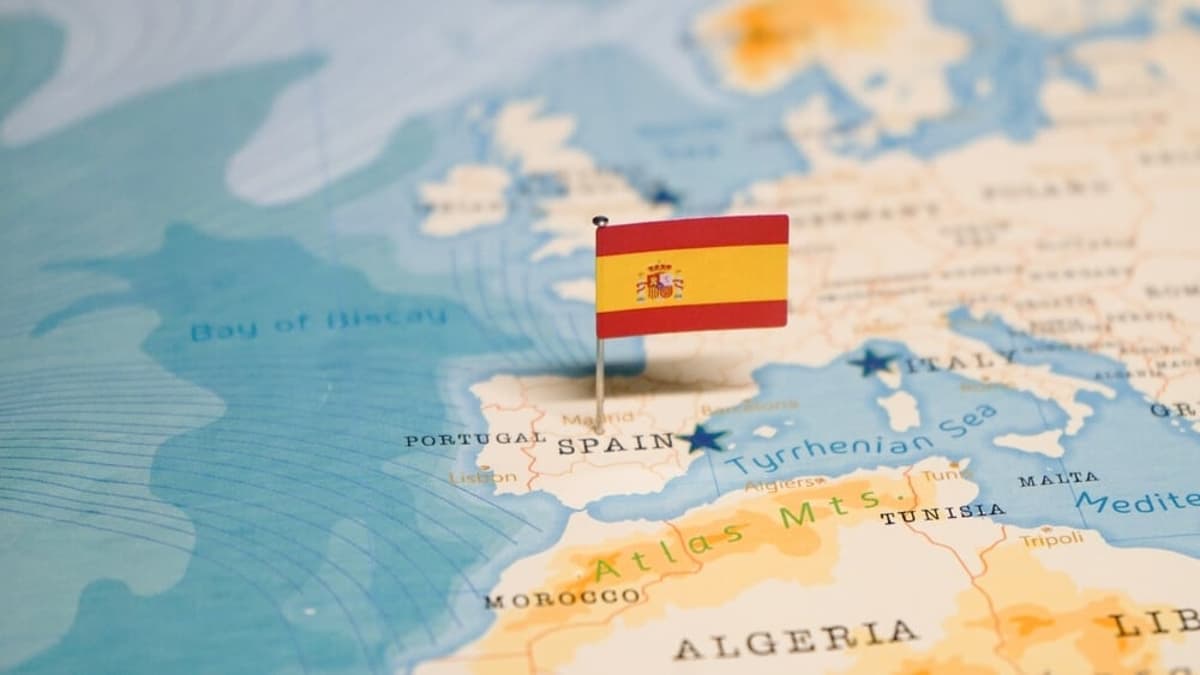 Spain's €1.2 Billion State Aid Scheme to Boost Renewable Hydrogen Production